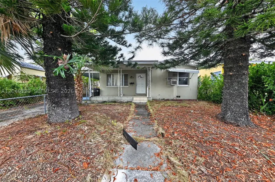 914 N K St, Lake Worth, FL 33460 - #2