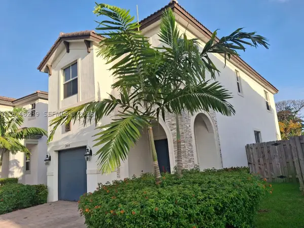 2439 NW 131st Cir, Miami, FL 33167