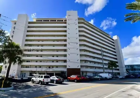 7904 West Dr #214, North Bay Village, FL 33141 - #3