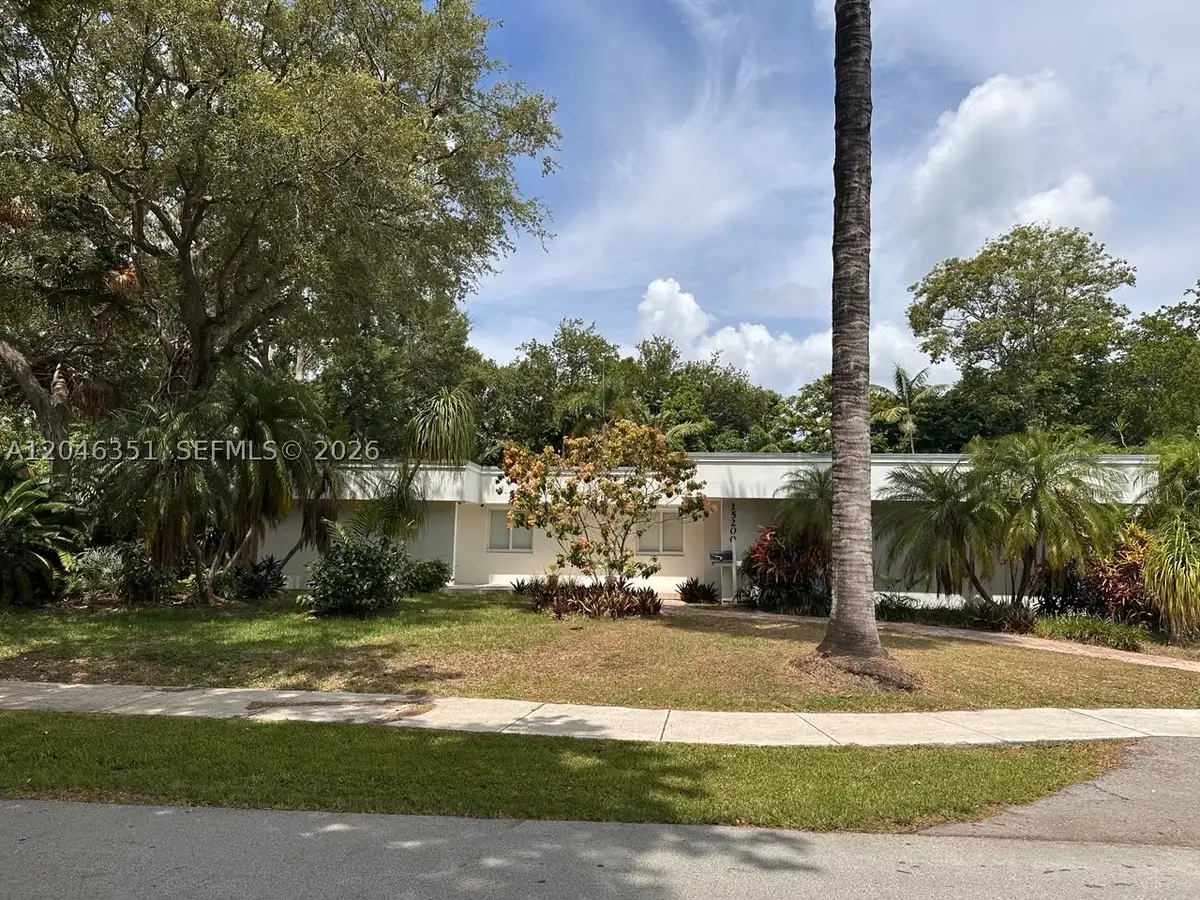 15200 SW 81st Ave, Palmetto Bay, FL 33157 - #1