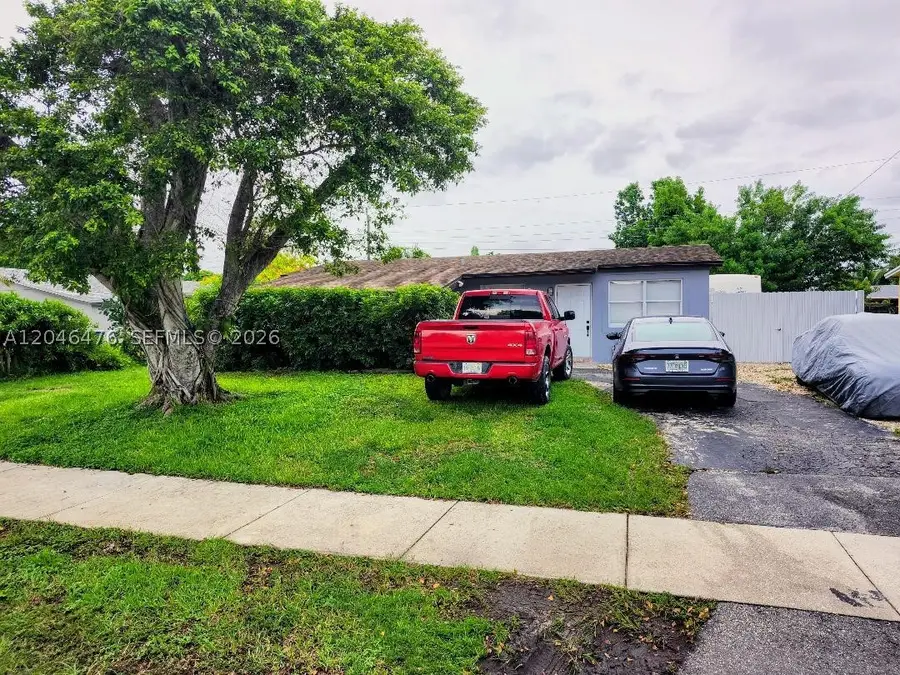 4301 NW 59th Ct, North Lauderdale, FL 33319 - #2