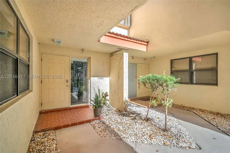 3405 Emerald Oaks Dr #207, Hollywood, FL 33021 - #2