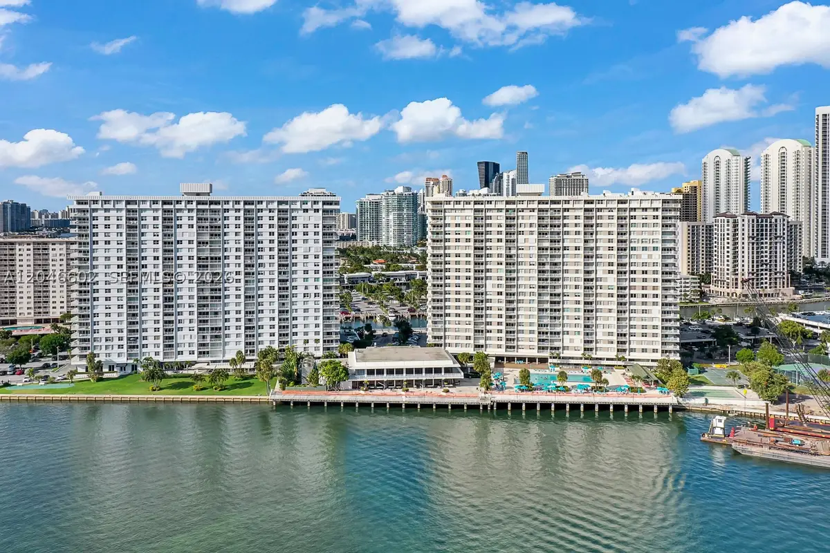 300 Bayview Dr #1709, Sunny Isles Beach, FL 33160 - #1