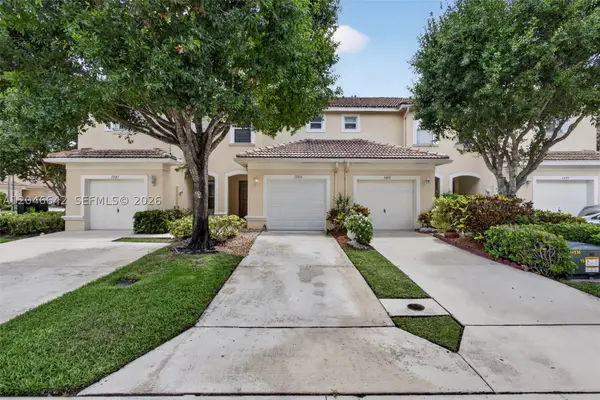 1503 New Castle Ter, Wellington, FL 33414