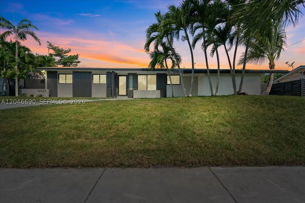 15920 SW 105th Ave, Miami, FL 33157 - #1