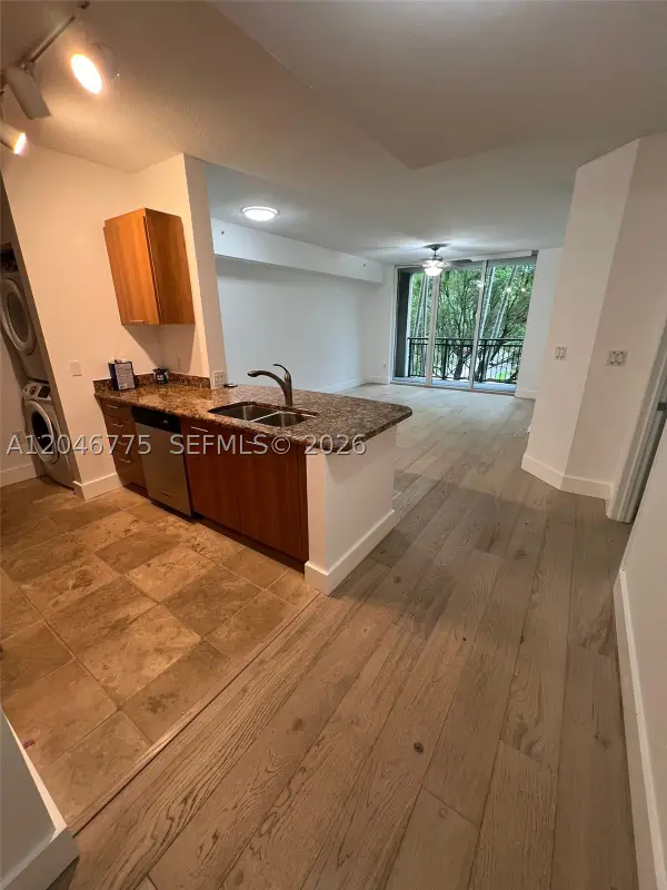 510 NW 84th Ave #205, Plantation, FL 33324