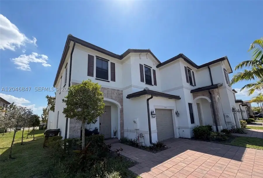 3338 W 112th St, Hialeah, FL 33018 - #2