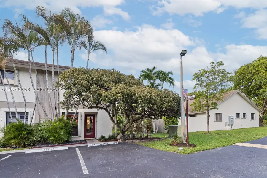 3050 S Oakland Forest Dr #2008, Oakland Park, FL 33309 - #2