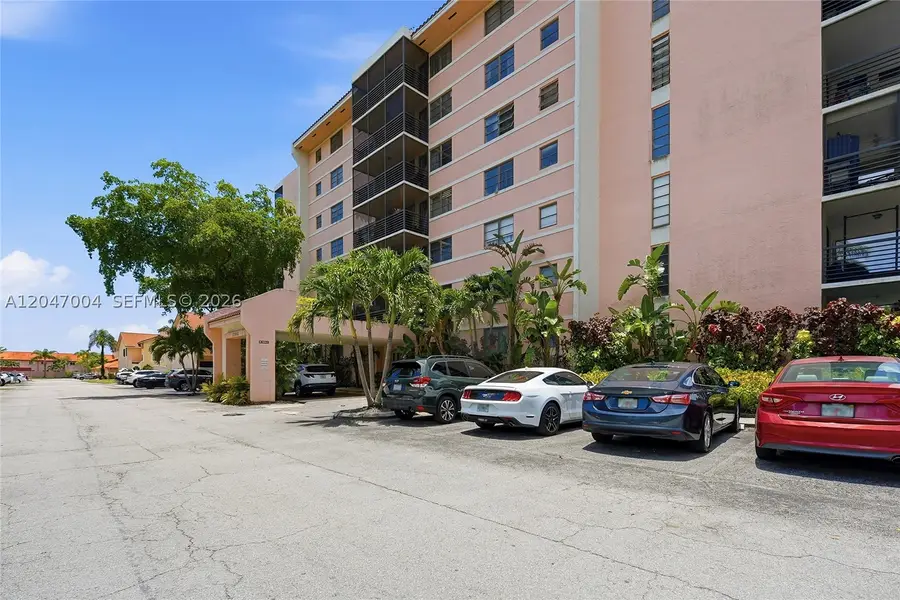 20840 San Simeon Way #609, Miami, FL 33179 - #3