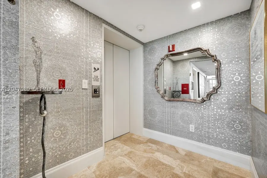 1455 Ocean Dr #904, Miami Beach, FL 33139 - #2
