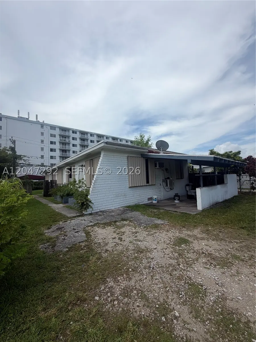1258 NE 109th St, Miami, FL 33161 - #2
