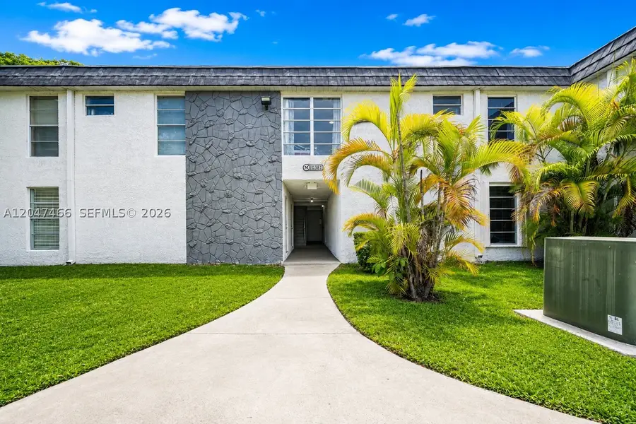 10381 N Kendall Dr #M8, Miami, FL 33176 - #3