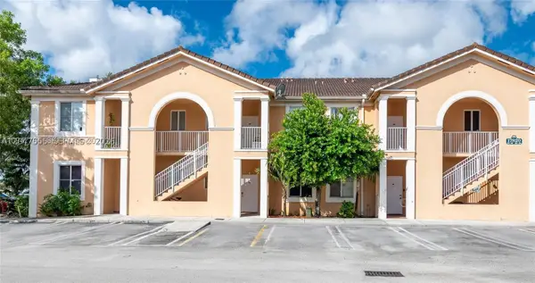 17820 NW 73rd Ave #103-1, Hialeah, FL 33015