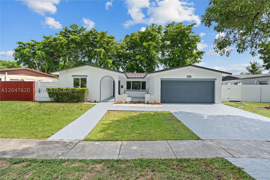 9110 NW 18th Ct, Pembroke Pines, FL 33024 - #2