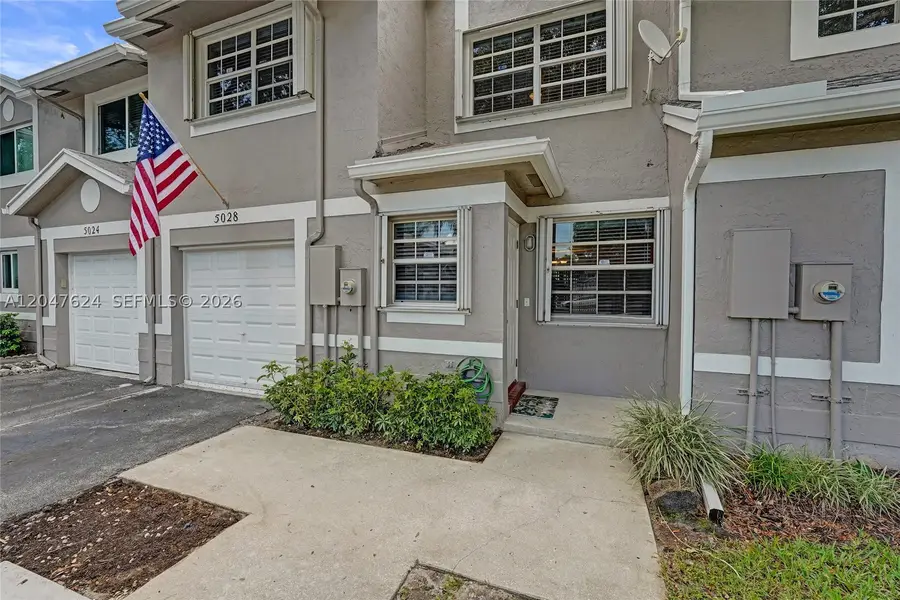 5028 SW 121st Ave, Cooper City, FL 33330 - #2