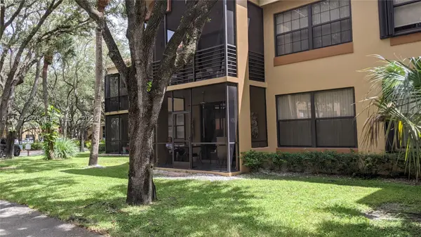 15509 N Miami Lakeway N #102, Miami Lakes, FL 33014