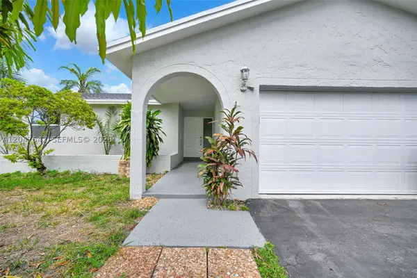 13224 SW 255th Ter, Homestead, FL 33032