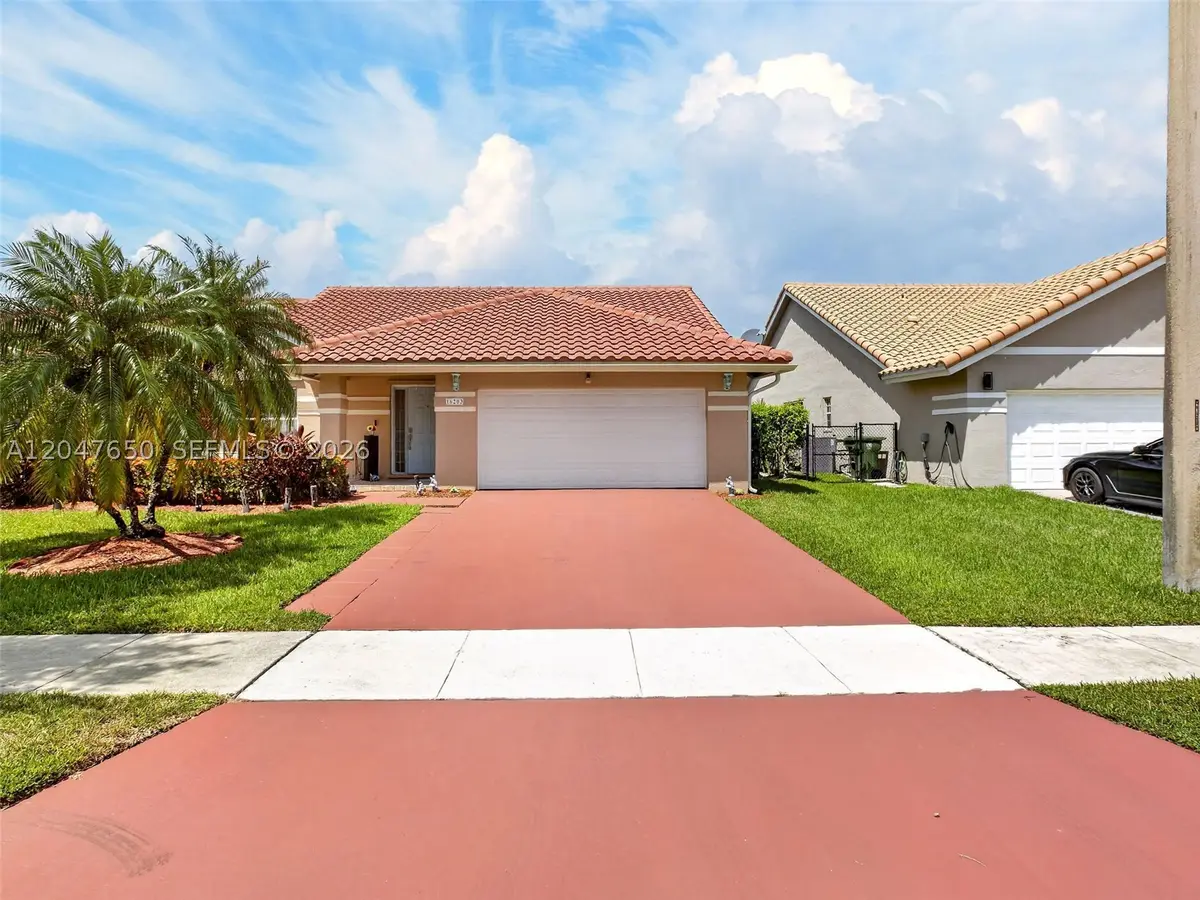 16203 NW 8th Dr, Pembroke Pines, FL 33028 - #1