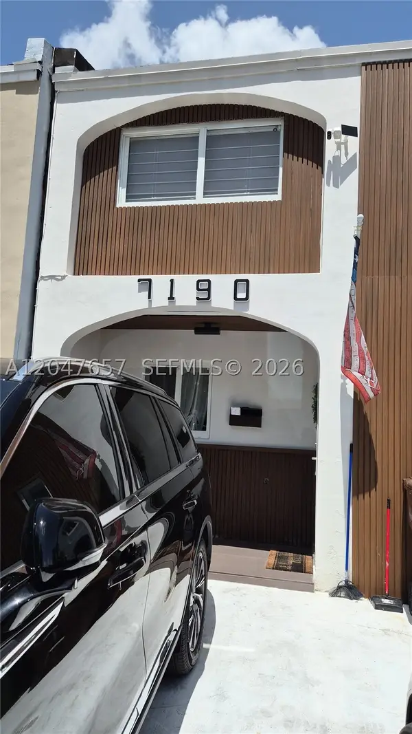 7190 W 17th Ct, Hialeah, FL 33014