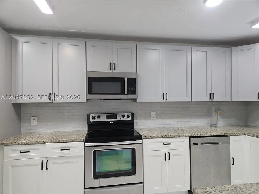 Address Withheld By Seller, Fort Lauderdale, FL 33315 - #2