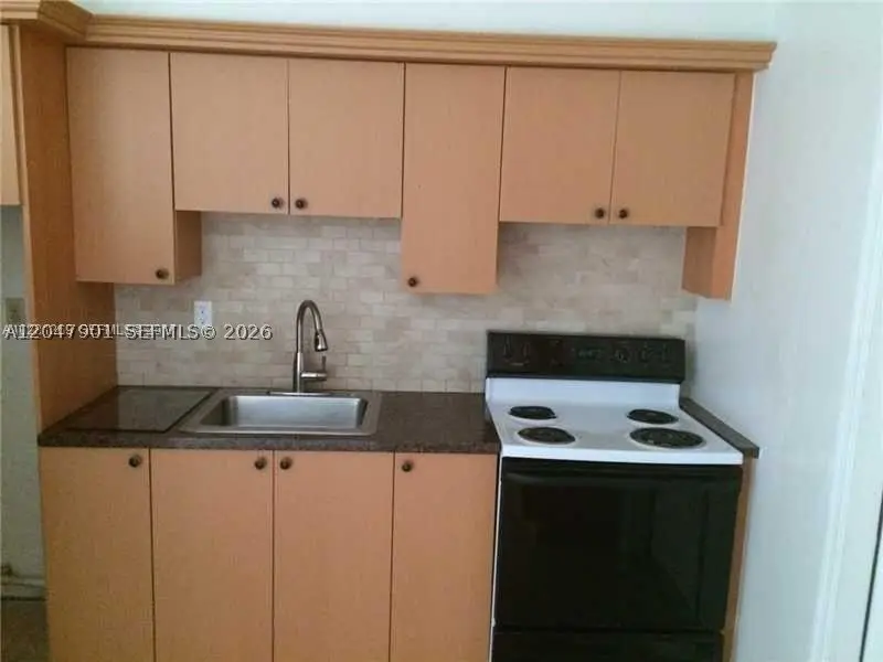 5819 NW 37th St, Virginia Gardens, FL 33166 - #2