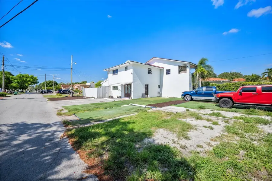 5800 SW 20th St, Miami, FL 33155 - #2