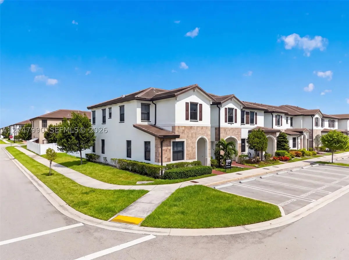 10908 W 32nd Ln, Hialeah, FL 33018 - #1