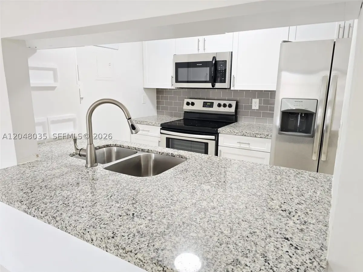 8877 Fontainebleau Blvd #202, Miami, FL 33172 - #1
