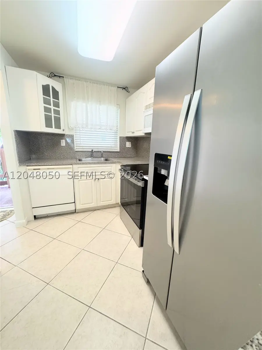 9660 Sunrise Lakes Blvd #202, Sunrise, FL 33322 - #3