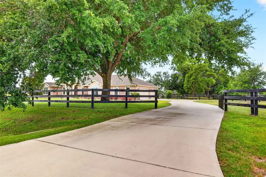 5178 SW 93 Lane, Liberty Triangle, FL 34476 - #2