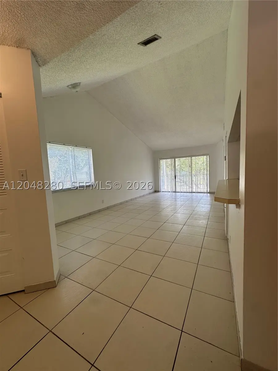 Address Withheld By Seller, Miami, FL 33186 - #2