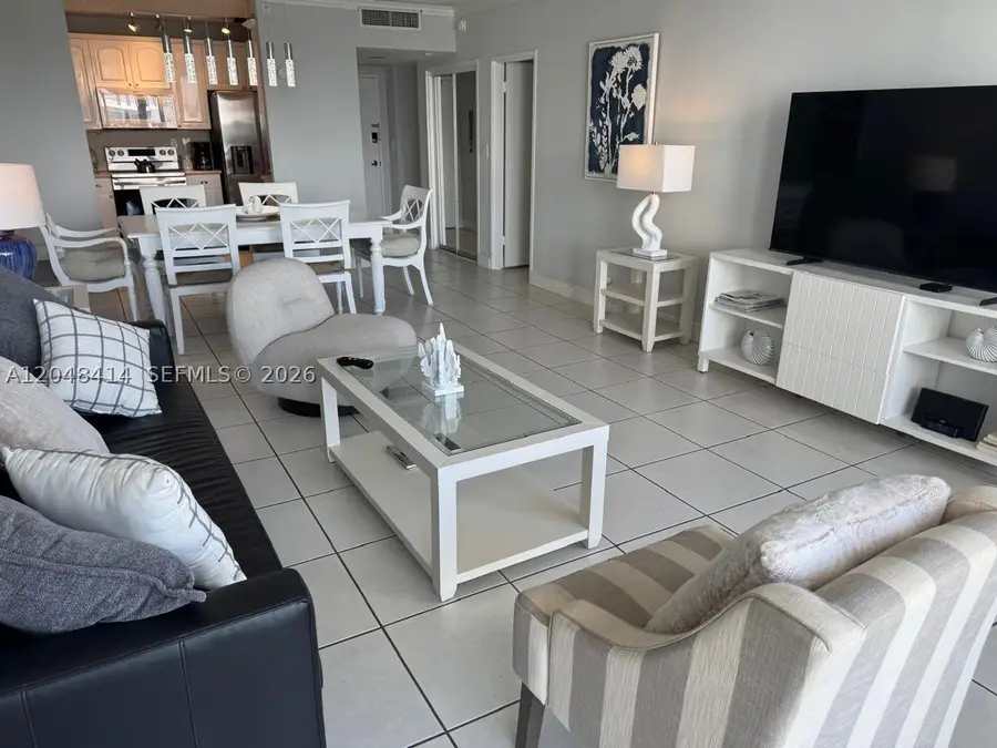 5601 Collins Ave #823, Miami Beach, FL 33140 - #2