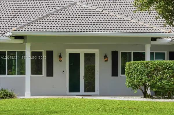 12200 NW 21st Ct, Plantation, FL 33323