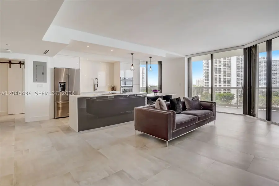 20191 E Country Club Dr #802, Aventura, FL 33180 - #3