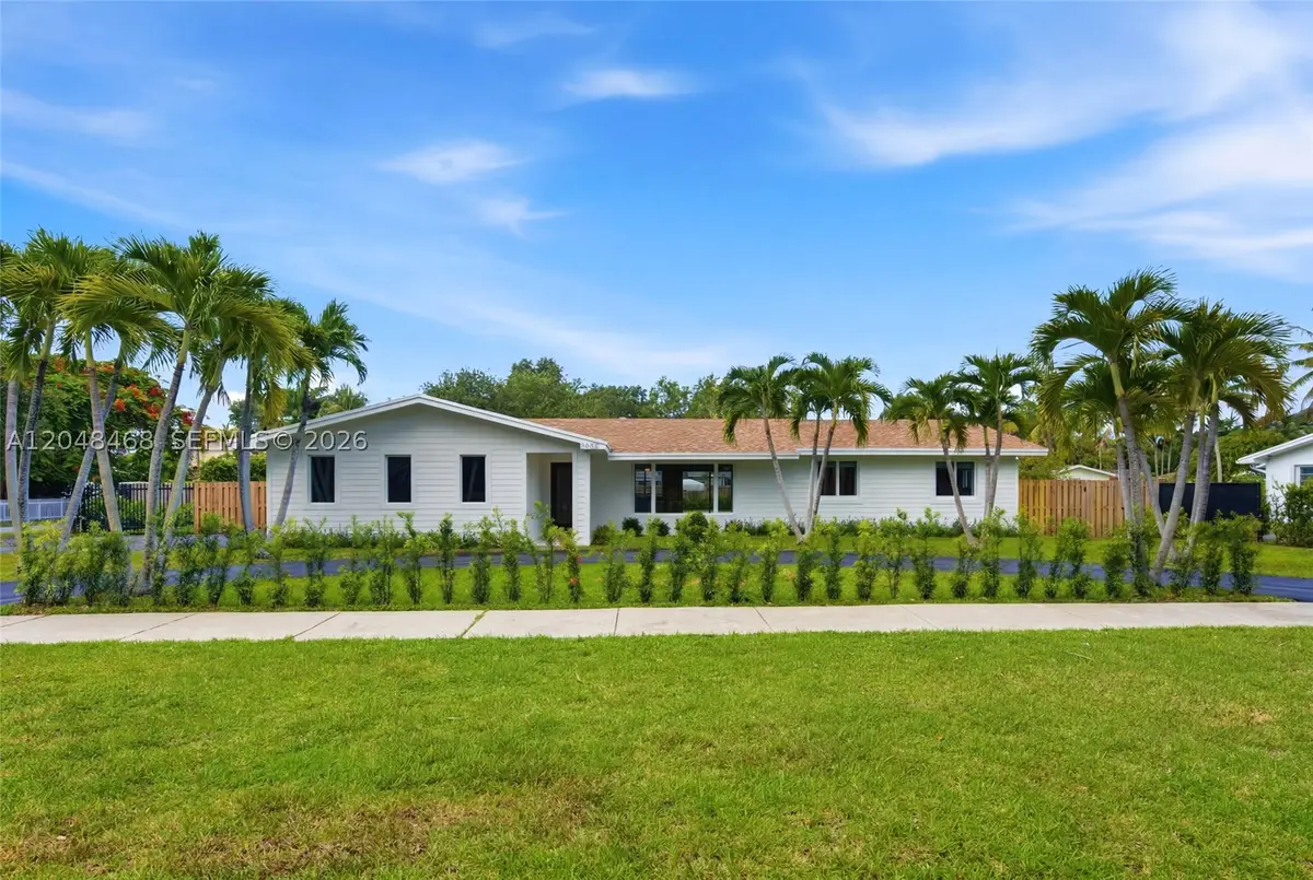7600 SW 168th St, Palmetto Bay, FL 33157 - #1