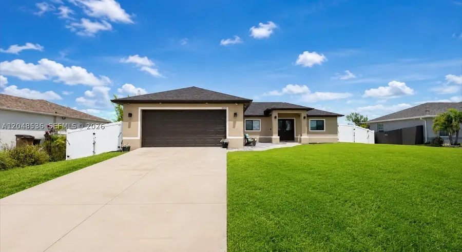 2208 NW 42nd Pl, Cape Coral, FL 33993 - #2