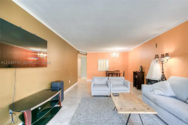 1501 NE 191st St #C106, Miami, FL 33179