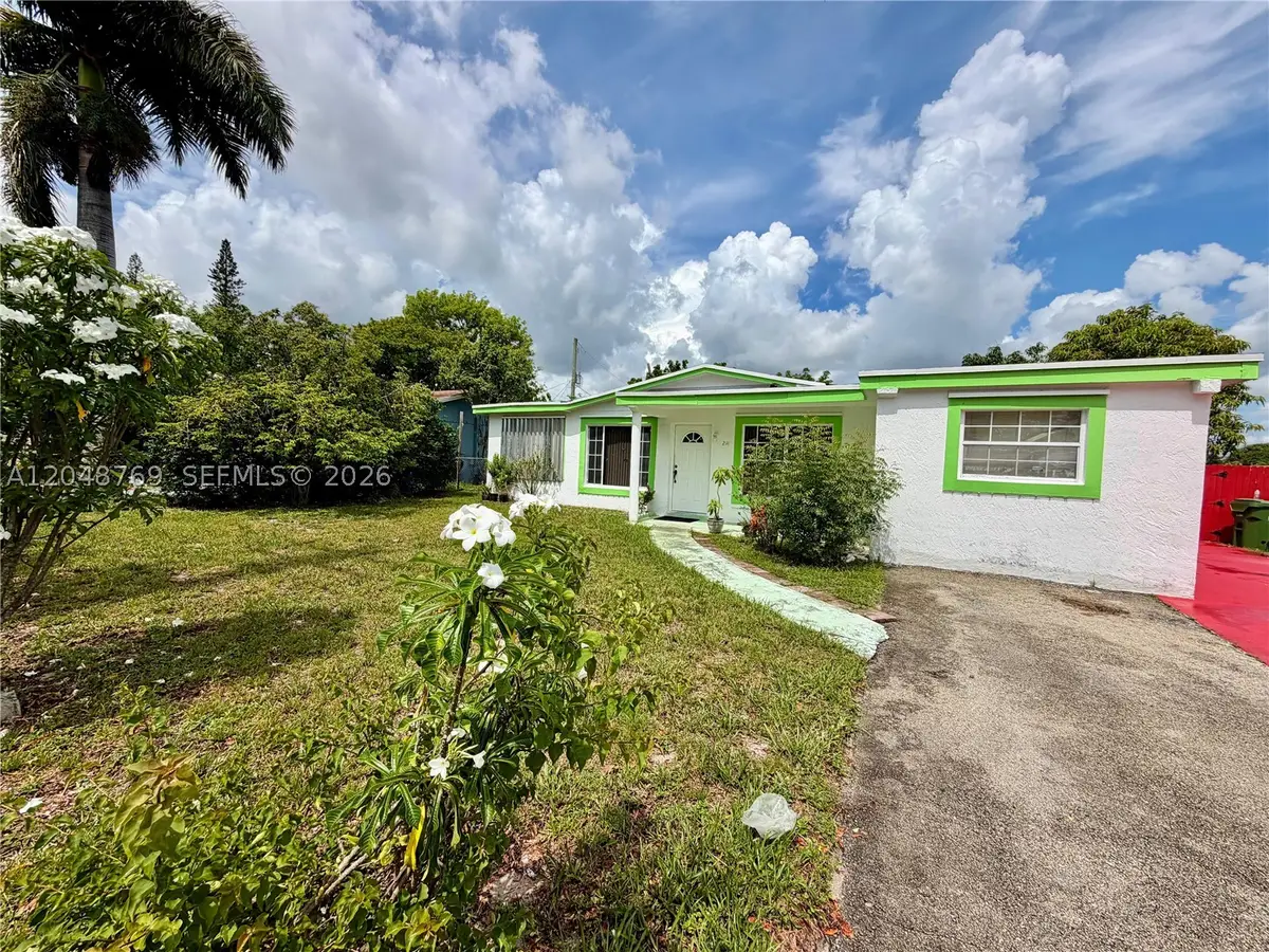2141 NW 26th Ave, Fort Lauderdale, FL 33311 - #1