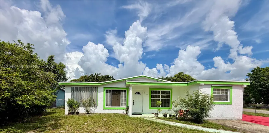 2141 NW 26th Ave, Fort Lauderdale, FL 33311 - #2