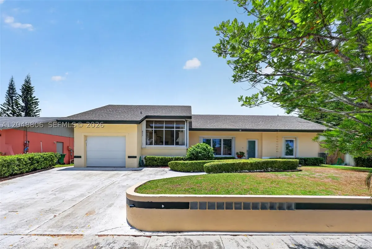 16430 SW 107th Ct, Miami, FL 33157 - #1