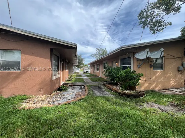 3024 NW 2nd St, Pompano Beach, FL 33069