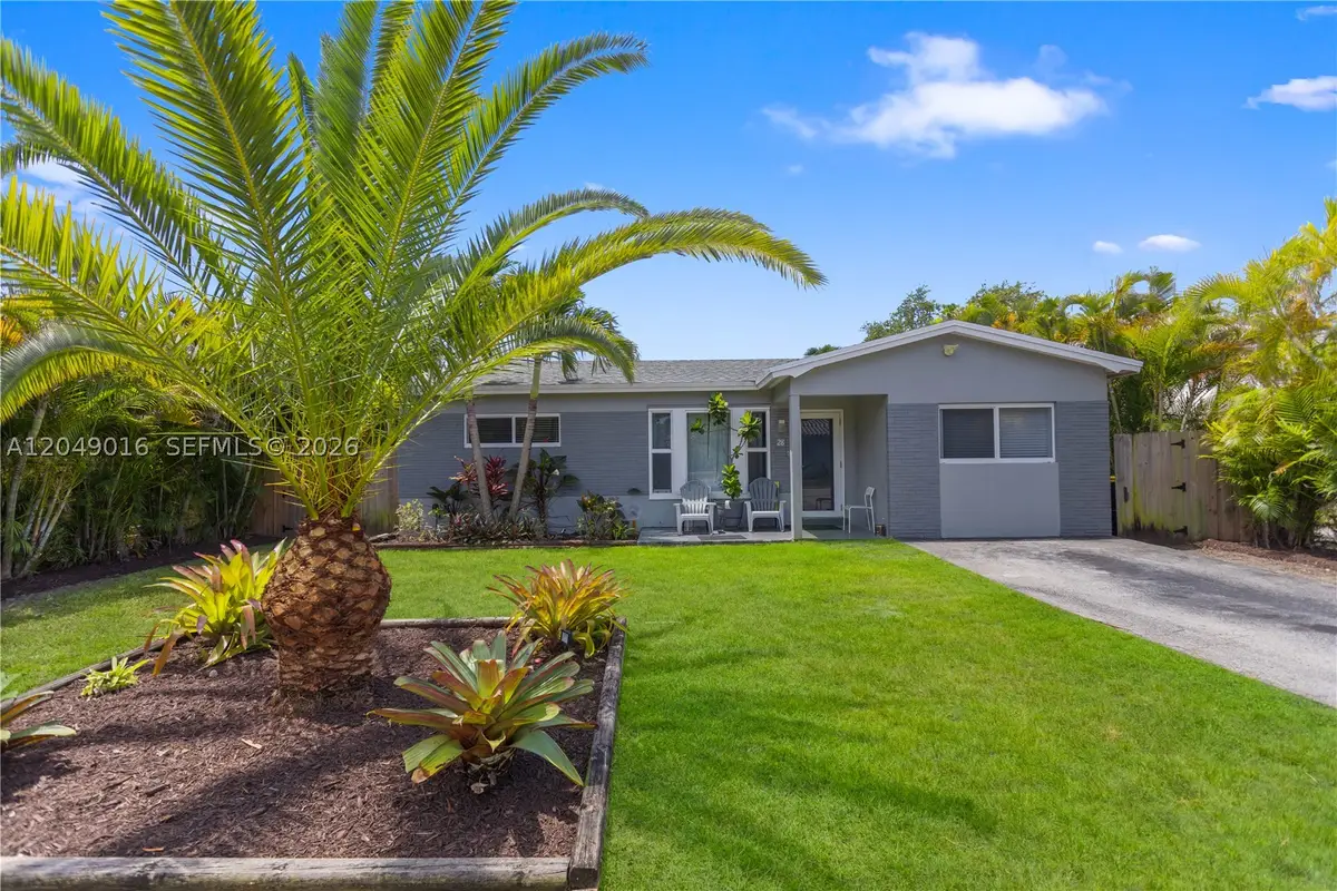 28 SE 7th St, Dania Beach, FL 33004 - #1