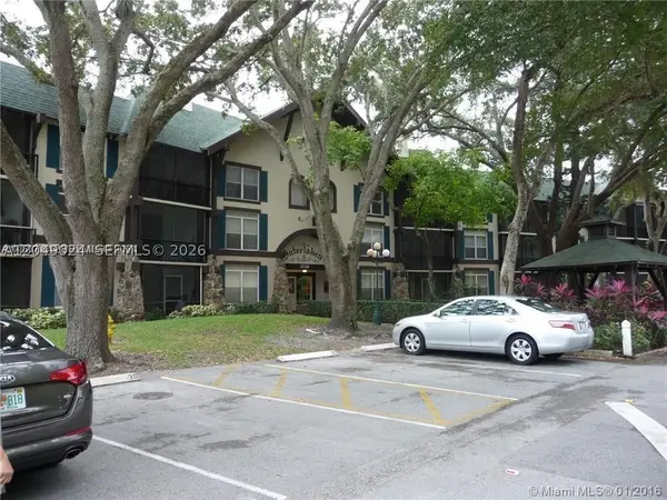 3720 Inverrary Dr #3L, Lauderhill, FL 33319