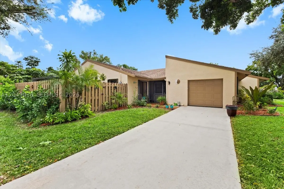 901 NW 26th Ave, Delray Beach, FL 33445 - #1