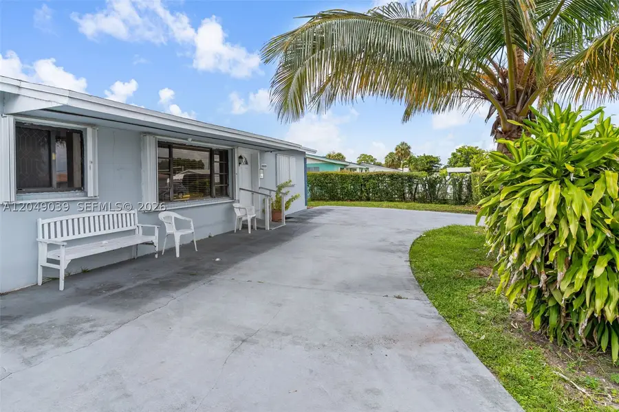 20630 NW 37th Ct, Miami Gardens, FL 33055 - #2