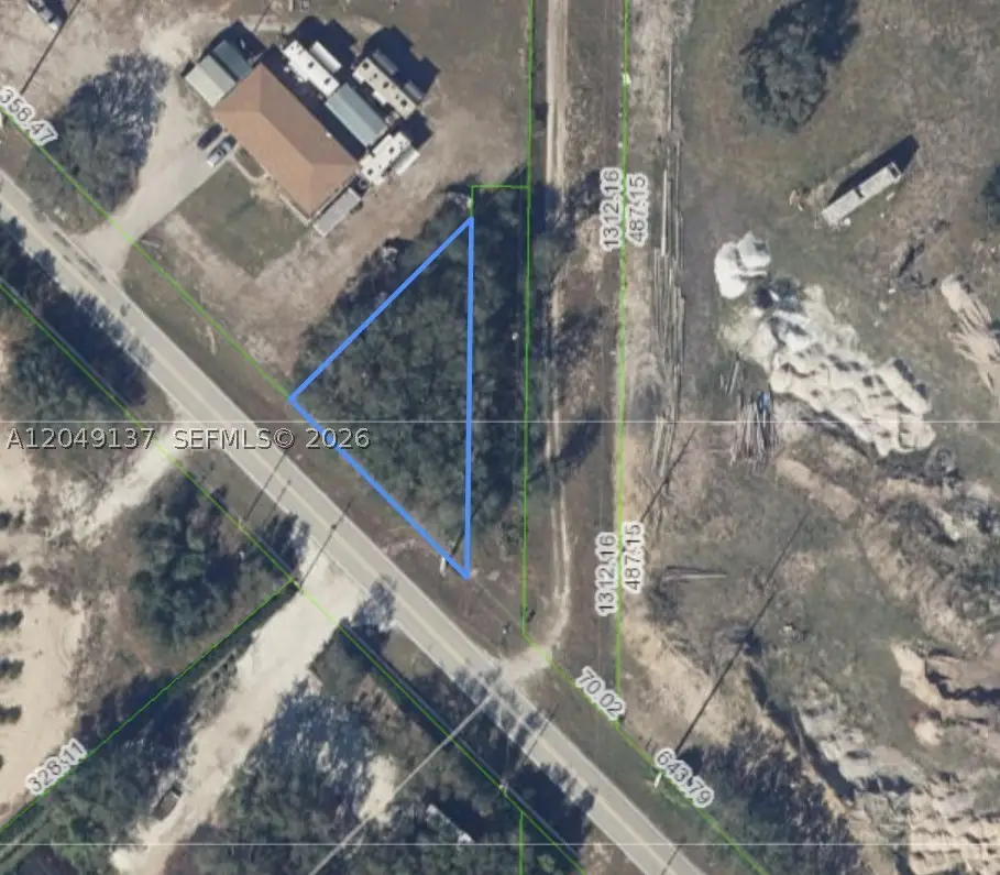 4732 Kenilworth Blvd, Sebring, FL 33872 - #1