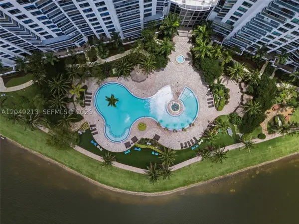 2681 N Flamingo Rd #2205S, Sunrise, FL 33323