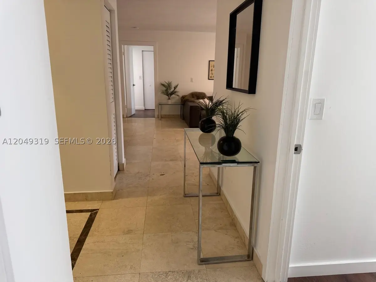 19555 E Country Club Dr #8602, Aventura, FL 33180 - #1