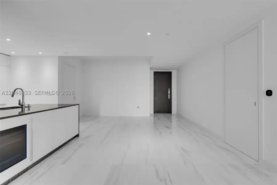 300 Biscayne Boulevard Way #3009W, Miami, FL 33131 - #3