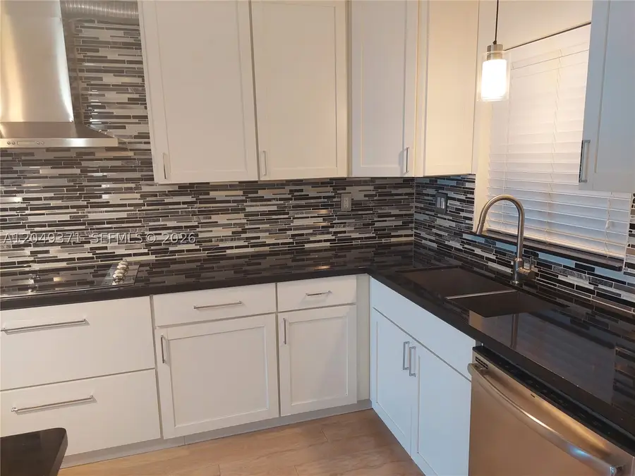 Address Withheld By Seller, Fort Lauderdale, FL 33316 - #3